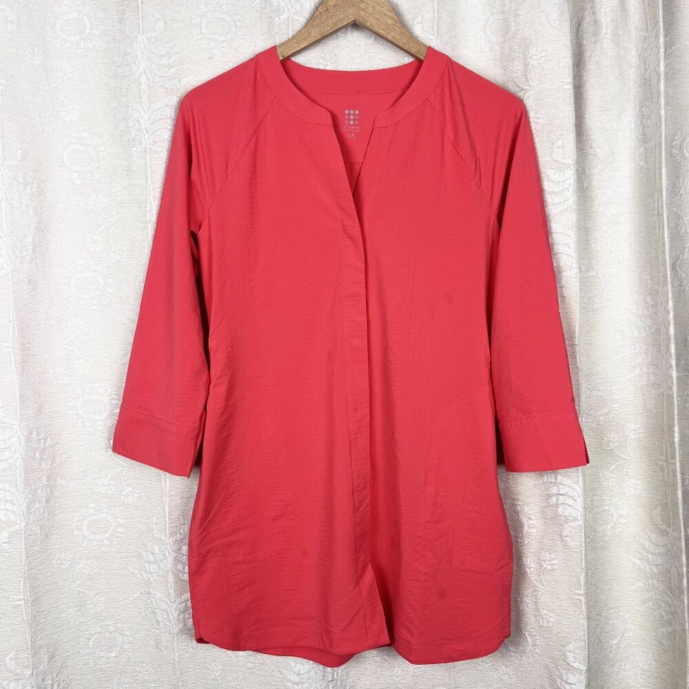 Title Nine Speed Racer 3/4 sleeve tunic textured pink quick dry UPF 50+ X-Small